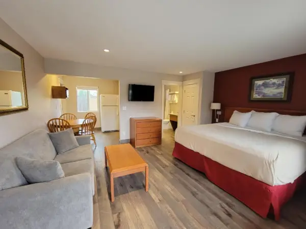 Sahara Courtyard Inn Osoyoos Main image
